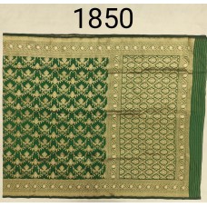 banarasi saree mehendi